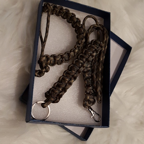 3/$25 Hi Quality Paracord Lanyard made by Grandson - Picture 4 of 6